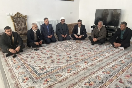 دیدار معاون سیاسی فرمانداری، مسئولان جهاد کشاورزی و بنیاد شهید با یادگار دفاع مقدس در سرپل‌ذهاب