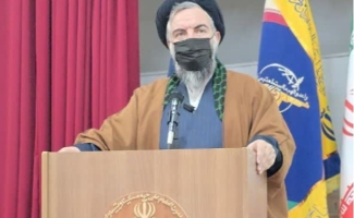 اهدای ۴۱ سری جهیزیه به نوعروسان سرپل‌ذهاب / امام جمعه: ازدواج و تحکیم خانواده توطئه‌های دشمن را خنثی می‌کند