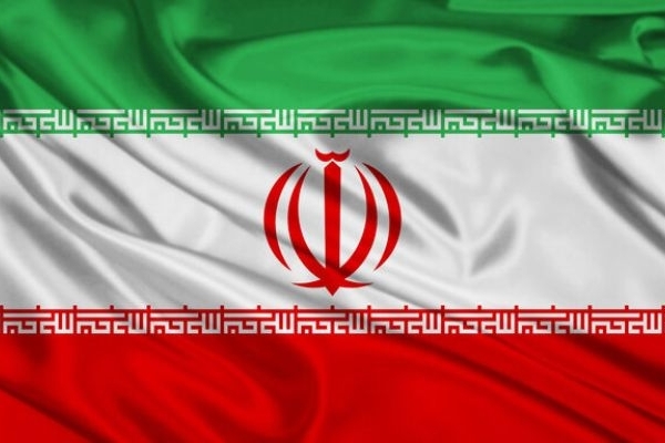 مسئولان در مسیر تحقق آرمان‌های انقلاب گام بردارند