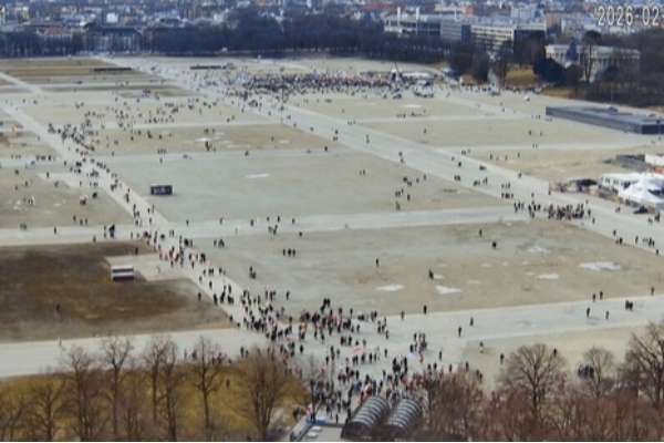 تصاویری که آمارسازی‌ها از تجمع مونیخ را افشا کرد