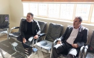 بازدید فرماندار سرپل ذهاب از روند ثبت‌نام داوطلبان در بخشداری های قلعه شاهین و دشت ذهاب