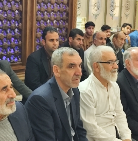 اقامه نماز جماعت مغرب و عشا در چهارمین روز ماه مبارک رمضان