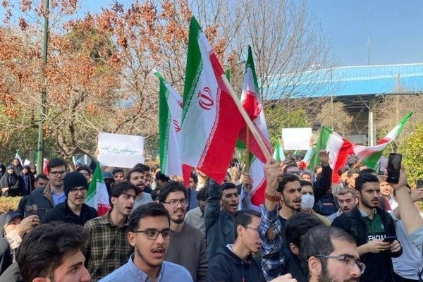 ضرورت تقویت بینش سیاسی در دانشگاه‌ها