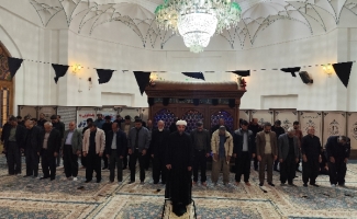 اقامه نماز جماعت مغرب و عشا در هفدهمین  روز ماه مبارک رمضان