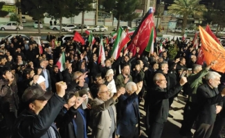 اجتماع پرشور مردم مشهدِ مظلومانِ فاتح سرپل‌ذهاب