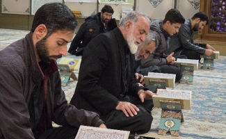 طنین دلنشین آیات وحی در جوار حرم مطهر احمد بن اسحاق/ اهدای ثواب جزء هجدهم  به روح شهید امام خامنه‌ای و شهدای انقلاب