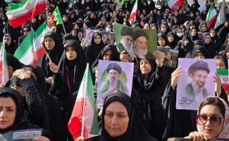 بیعت باشکوه سرپل ذهابی ها با رهبر جدید انقلاب اسلامی، حضرت آیت‌الله سید مجتبی خامنه‌ای