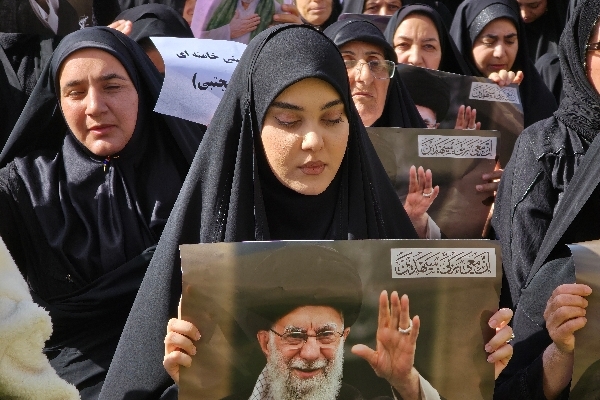 بیعت مردم غیور و قدرشناس شهرستان سرپل ذهاب با سومین رهبر انقلاب اسلامی ایران