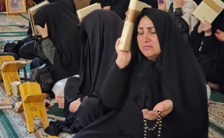 سرپل‌ذهاب غرق در مناجات سومین شب قدر