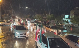 باران هم مانعِ حماسهِ مردمِ سرپل‌ذهاب  نشد