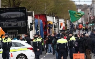 اعتراضات گسترده ایرلندی ها به گرانی سوخت ناشی از جنگ علیه ایران