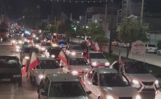 ادامه حضور عاشقانه مردم سرپل‌ذهاب در خیابان‌ها؛ تجدید بیعت با انقلاب و شهدا