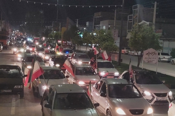 ادامه حضور عاشقانه مردم سرپل‌ذهاب در خیابان‌ها؛ تجدید بیعت با انقلاب و شهدا