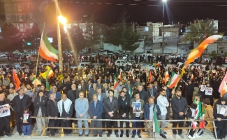 خروش ولایت‌مداران سرپل‌ذهاب در شب شهادت امام صادق (ع)