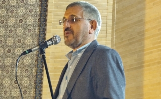 تأکید دکتر فرهاد تجری بر تقوا، برنامه‌ریزی و وحدت ملی در اجتماع مردم سرپل‌ذهاب