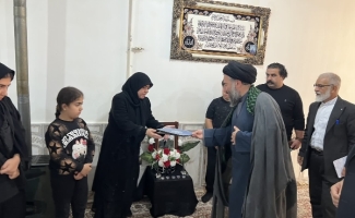 دیدار مسئولان شهرستان سرپل ذهاب با خانواده شهدا جنگ رمضان