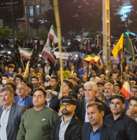 سرپلذهاب یک‌صدا برای ایران؛ اجتماع مردمی در خون‌خواهی از شهدا