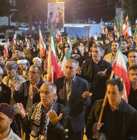 خروش مردمی در سرپل‌ذهاب؛ وقتی خیابان میدان حماسه می‌شود