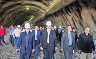 بازدید استاندار کرمانشاه از پروژه گردنه پاطاق؛ شتاب در تکمیل مسیر راهبردی کربلا