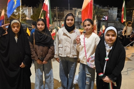 نسل حماسه‌ساز در میدان؛ کودکان و نوجوانان پیشگام حضور