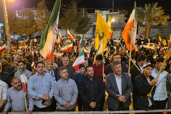 پرچم‌های برافراشته در سرپلذهاب؛ حماسه‌ای دیگر در حمایت از نیروهای مسلح