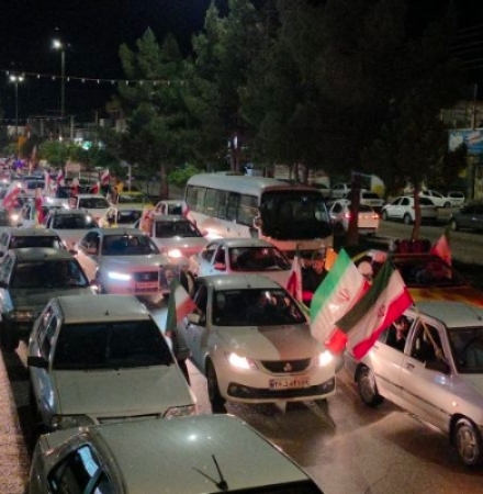 سرپل‌ذهاب در طنین «یا رضا»؛ کاروانی از غیرت در خیابان‌ها