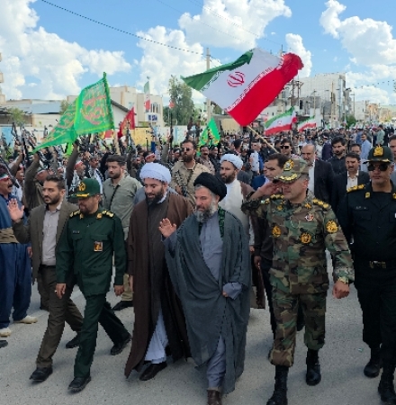 همزمان با میلاد امام رضا (ع)؛ اجتماع مردمی و رزمایش فرهنگی در سرپل‌ذهاب برگزار شد