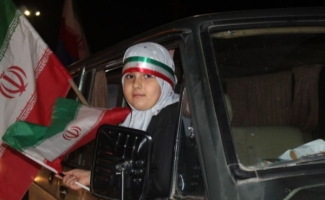 حضور کودکان و نوجوانان در تجمع «شب‌های اقتدار» سرپل‌ذهاب