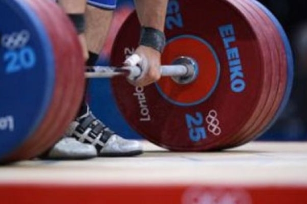 وضعیت وزنه‌برداری کرمانشاه نگران‌کننده است