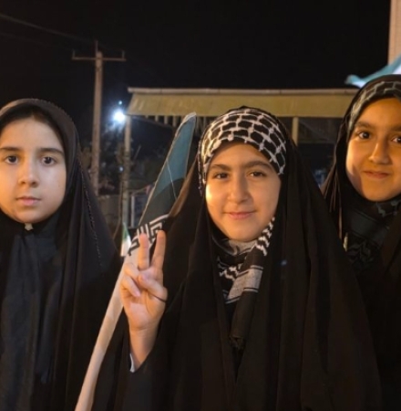 شب‌های روشن سرپل‌ذهاب با حضور کودکان و نوجوانان انقلابی