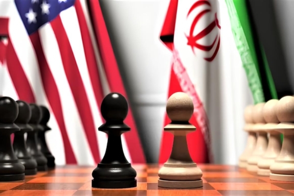نظریه‌پرداز مطرح آمریکایی: واشنگتن در ایران کیش و مات شد