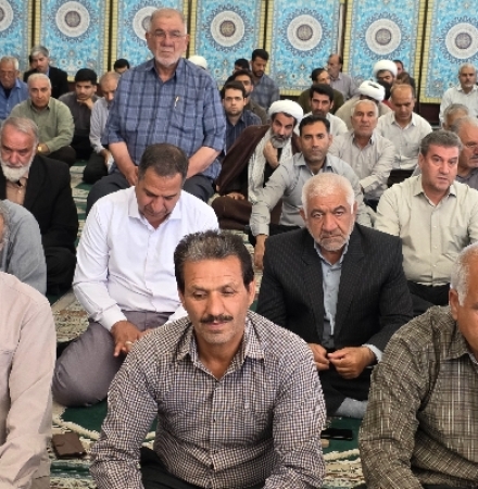 آیین برگزاری نماز جمعه سرپل‌ذهاب به روایت تصویر