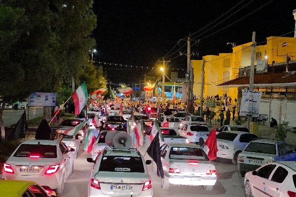 کاروان غیرت در خیابان‌های سرپلذهاب به حرکت درآمد