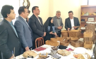 افتتاح نمایشگاه مشاغل خرد و خانگی «طرح ملی ۱۰۰۰ میدان، ۱۰۰۰ بازار» در سرپل‌ذهاب