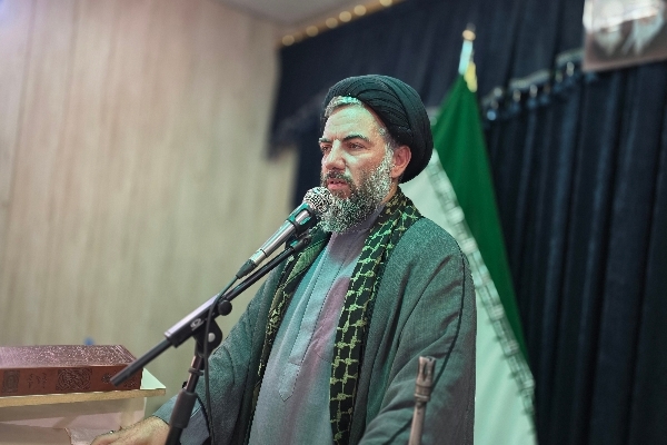 امام جمعه سرپل‌ذهاب: دشمن در جنگ ترکیبی به دنبال کاهش تاب‌آوری مردم و ایجاد خطای محاسباتی در مسئولان است