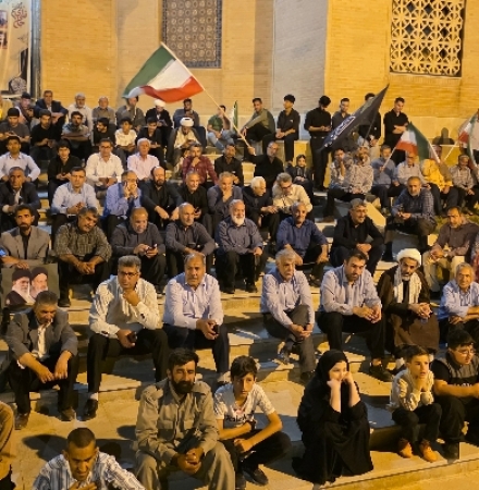نود و نهمین شب حضور؛ خیابان‌های سرپل‌ذهاب همچنان صحنه همدلی و ایستادگی