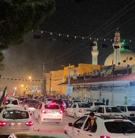پرچم مقاومت همچنان برافراشته است؛ یکصد و یکمین حضور مردم سرپل‌ذهاب در میدان