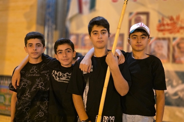 جوانه‌های انقلاب، پرچمداران فردا؛ حضور حماسی دهه‌نودی‌ها در اجتماعات «نحن المنتقمون»
