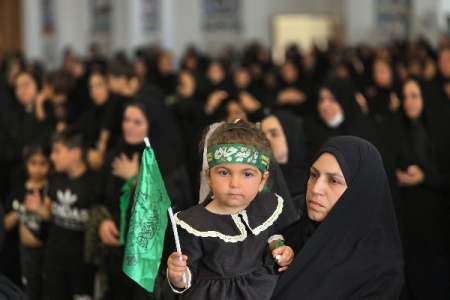 گهواره‌های حسینی به حرکت درآمدند؛ حماسه مادران سرپل‌ذهاب در سوگ شش‌ماهه کربلا