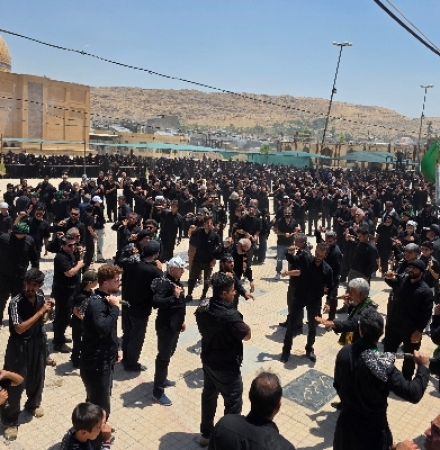 دروازه کربلا در تاسوعای حسینی در سوگ اباعبدالله(ع) غرق ماتم شد