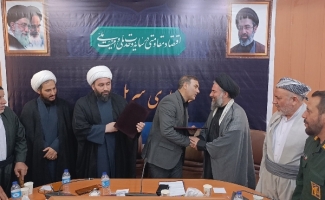 تأکید مسئولان و علما بر وحدت، خدمت‌رسانی و تداوم مسیر انقلاب در آیین معارفه امام جمعه جدید سرپل‌ذهاب