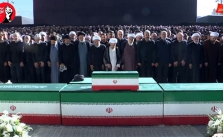 مصلای تهران محل تدفین قلوب مسلمین