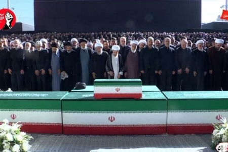 مصلای تهران محل تدفین قلوب مسلمین