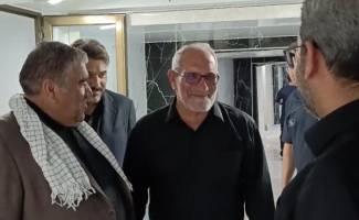 رئیس فراکسیون ایثارگران مجلس از بیمارستان صحرایی مستقر در مصلای تهران بازدید کرد