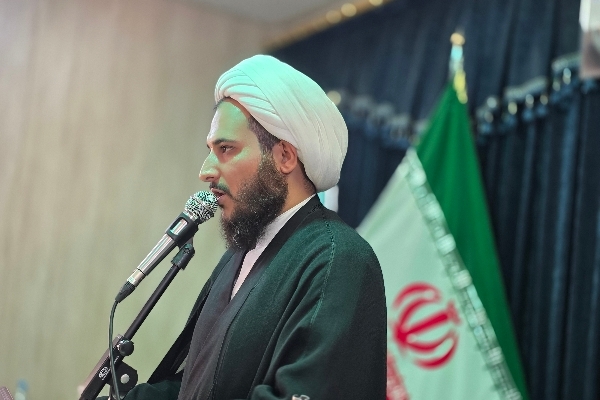 امام جمعه سرپل‌ذهاب: حفظ وحدت، انسجام ملی و حضور در صحنه، مهم‌ترین وظیفه امروز مردم است