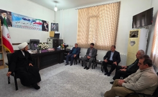 دیدار رئیس دادگستری، دادستان، قضات و کارکنان دادگستری شهرستان سرپل‌ذهاب با امام جمعه