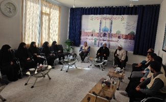 دیدار اعضای کانون خادمیاران رضوی سرپل‌ذهاب با امام جمعه شهرستان