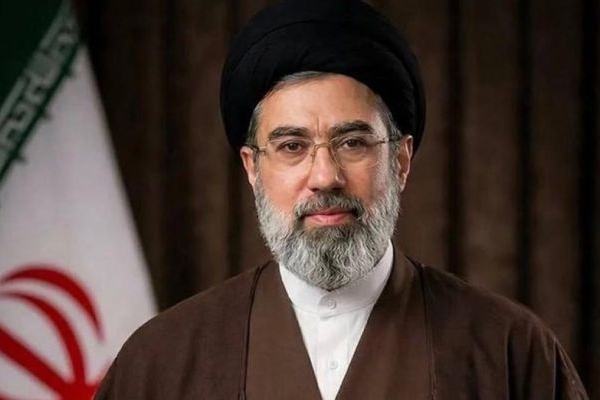 رهبری درگذشت مادر شهیدان مظفر را تسلیت گفتند