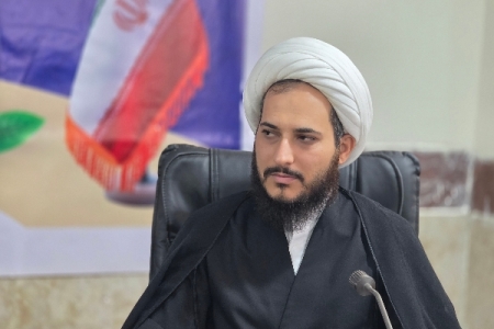 امام جمعه سرپل‌ذهاب: مسئولان از پشت میز فاصله بگیرند و با روحیه جهادی در کنار مردم باشند