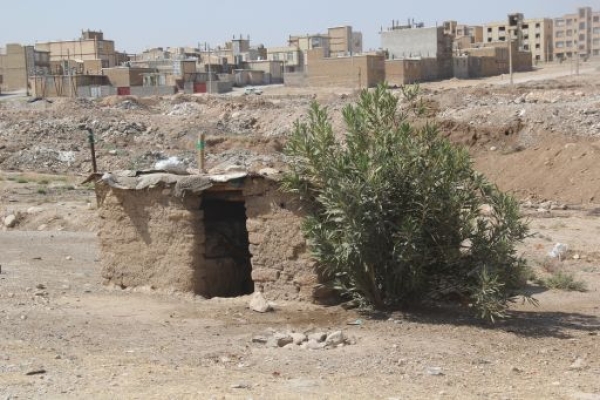 لزوم رسیدگی به مشکلات فرهنگی شهرک های جدید سرپلذهاب/ معضلات زندگی در کنار احشام بیخ گوش شهر